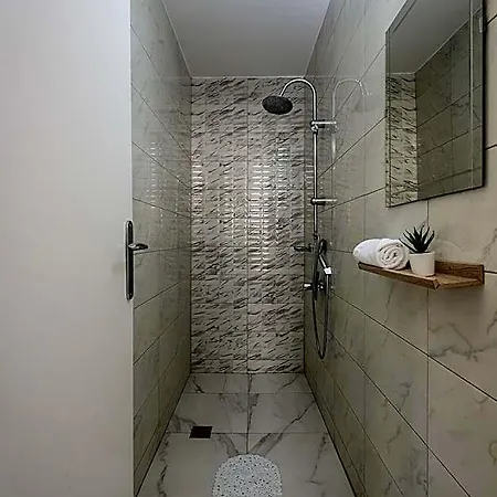 Lilu 1 With Private Pool